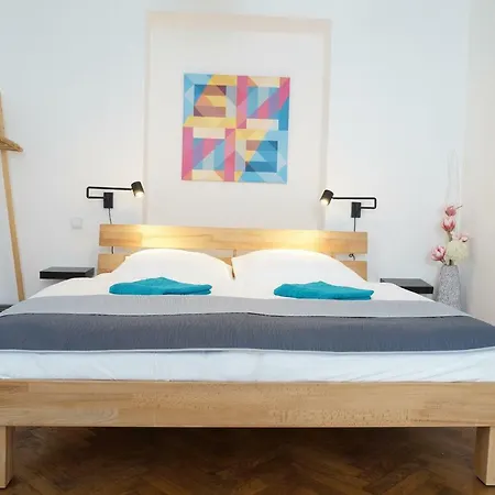 Jan's Place *